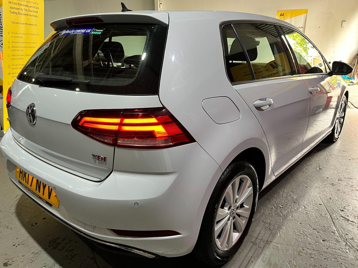 Used Volkswagen Golf 2017 for sale - 76887486: Photo 9