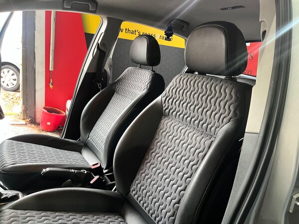 Used Vauxhall Corsa 2011 for sale - 76306500: Photo 29