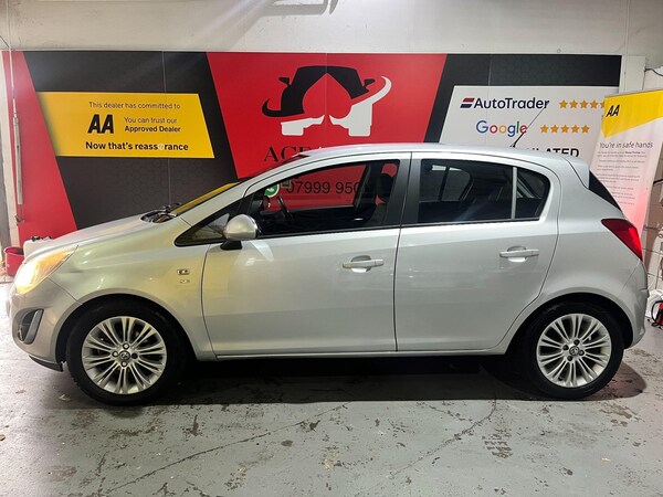 Used Vauxhall Corsa 2011 for sale - 76306500: Photo 6
