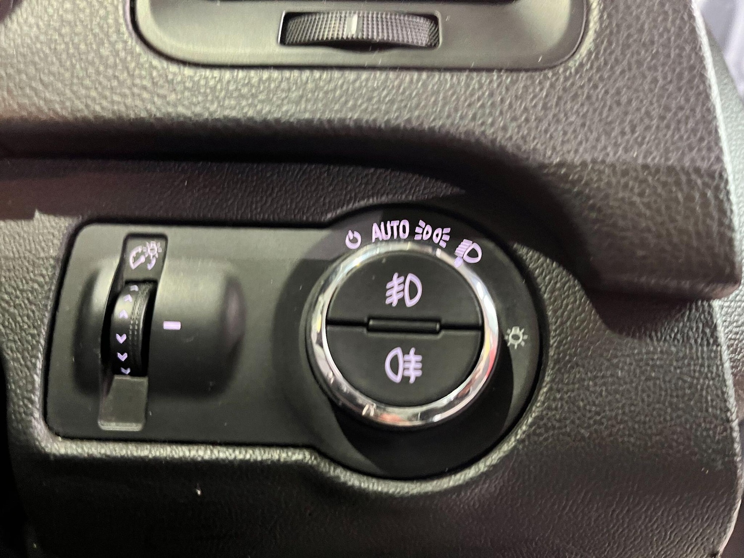 Used Vauxhall Insignia 2013 for sale - 77231672: Photo 27