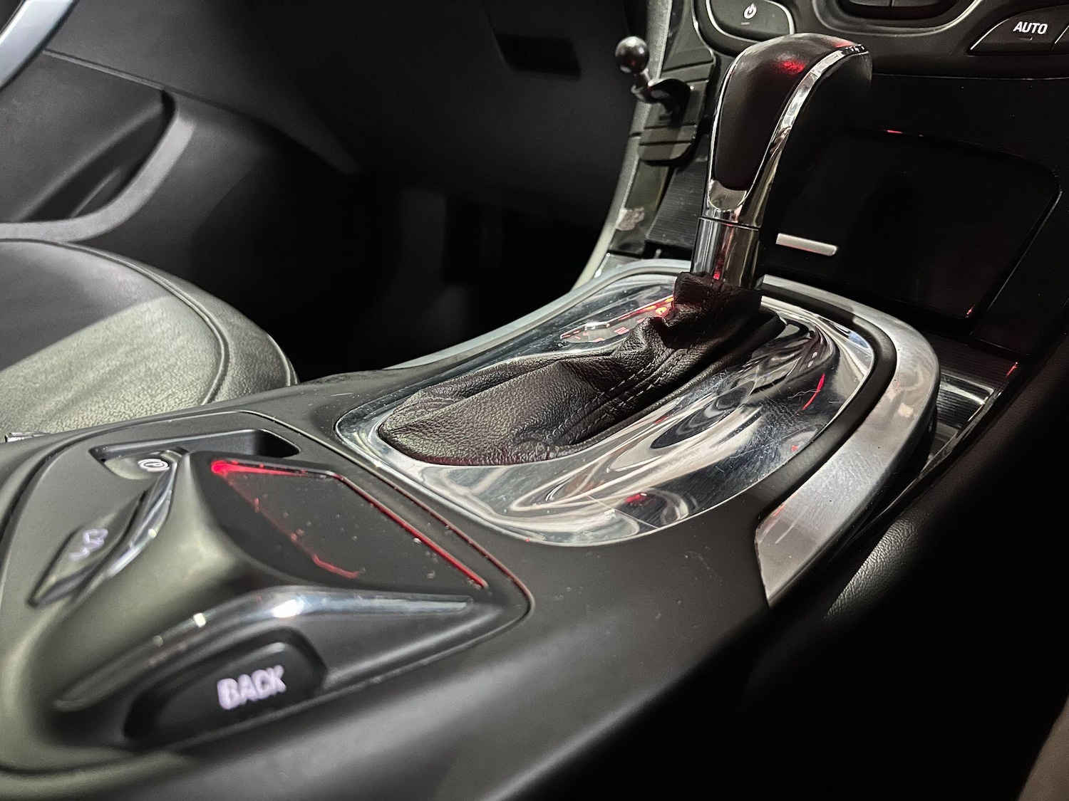 Used Vauxhall Insignia 2013 for sale - 77231672: Photo 31