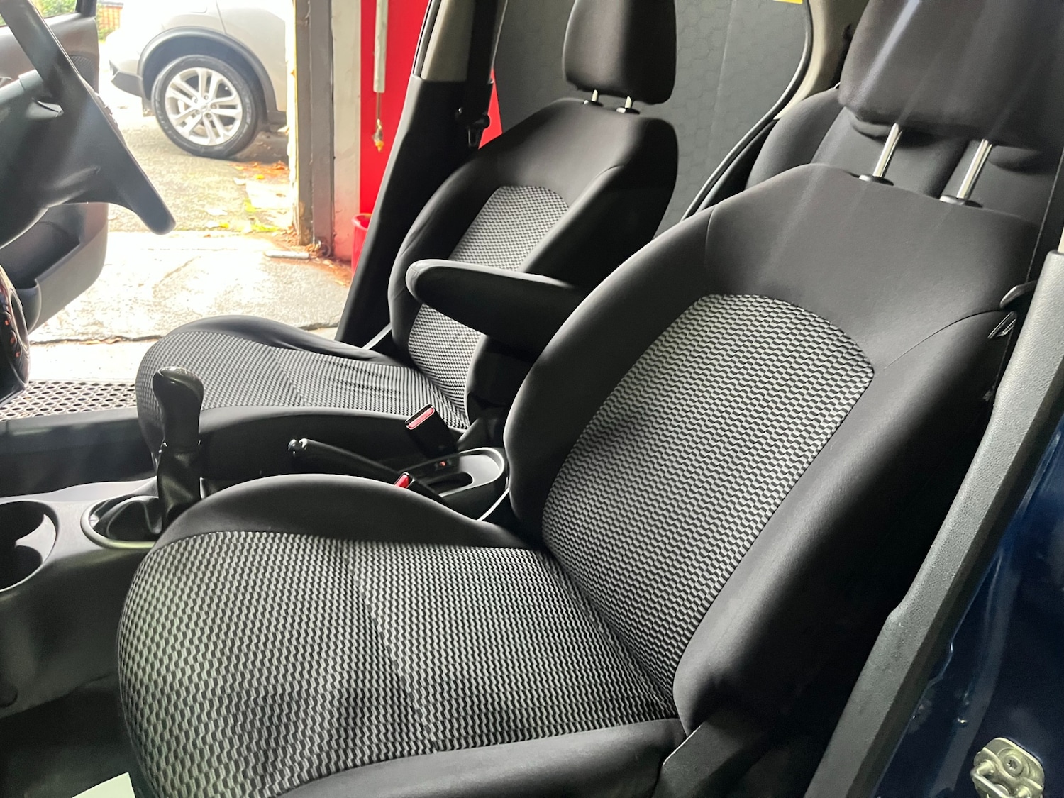 Used Nissan Micra 2013 for sale - 77035782: Photo 33