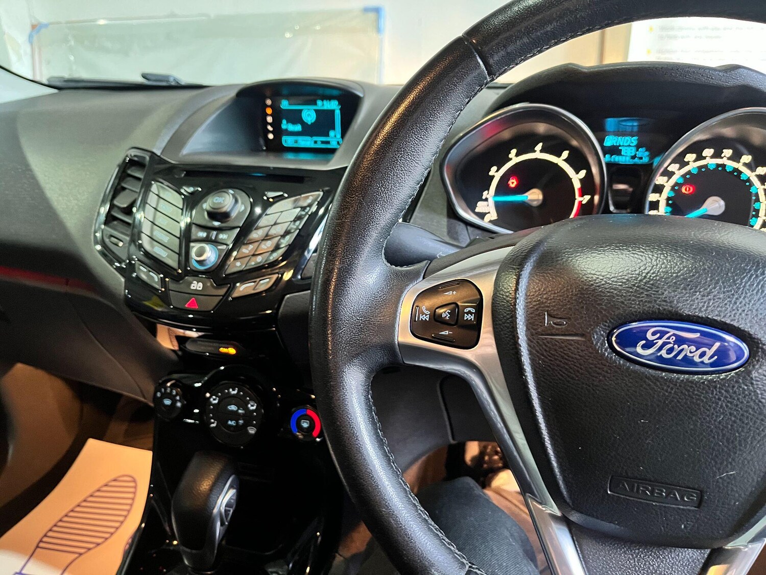 Used Ford Fiesta 2014 for sale - 77231685: Photo 31