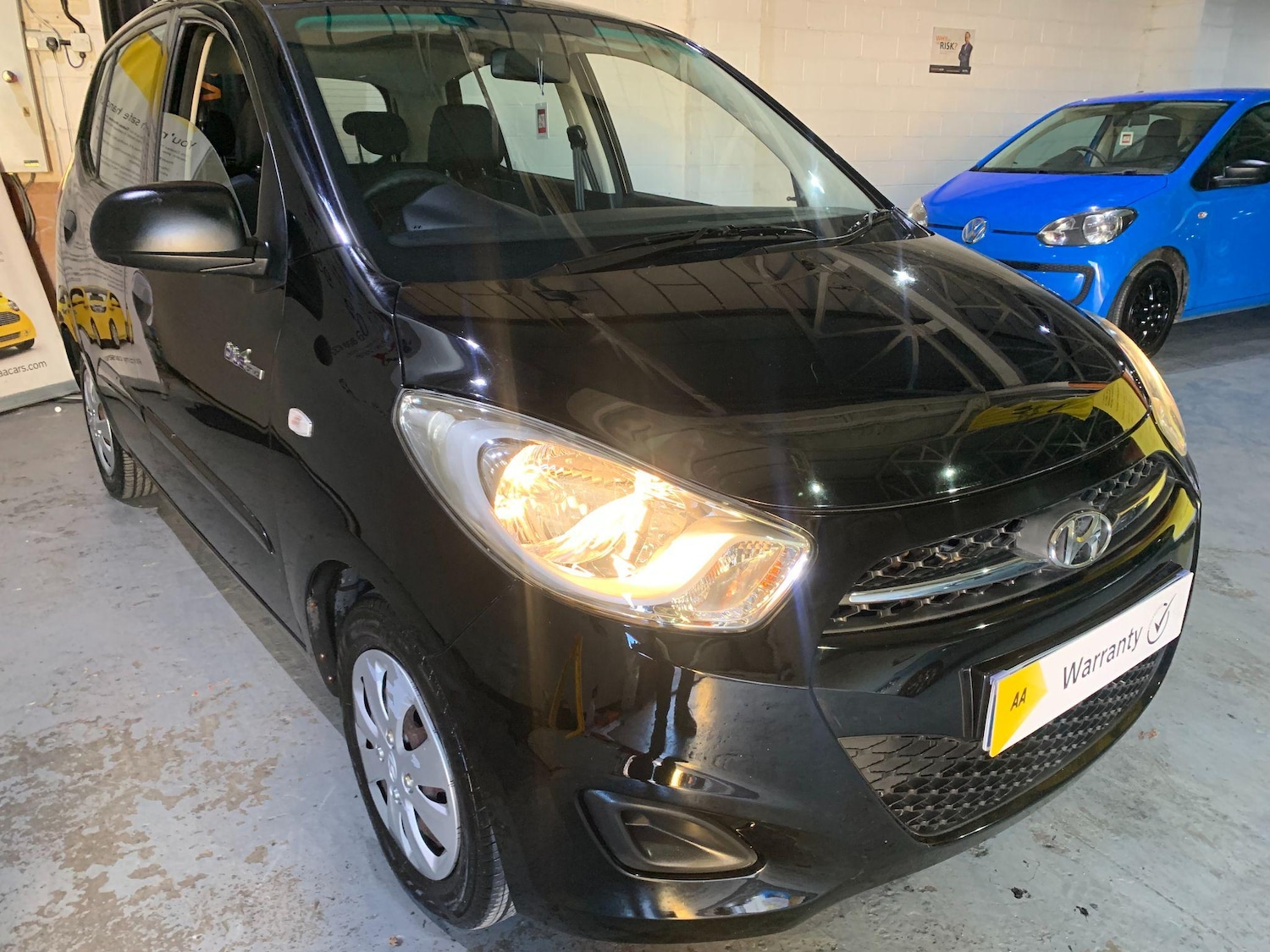 Used Hyundai i10 2011 for sale - 76433160: Photo 16