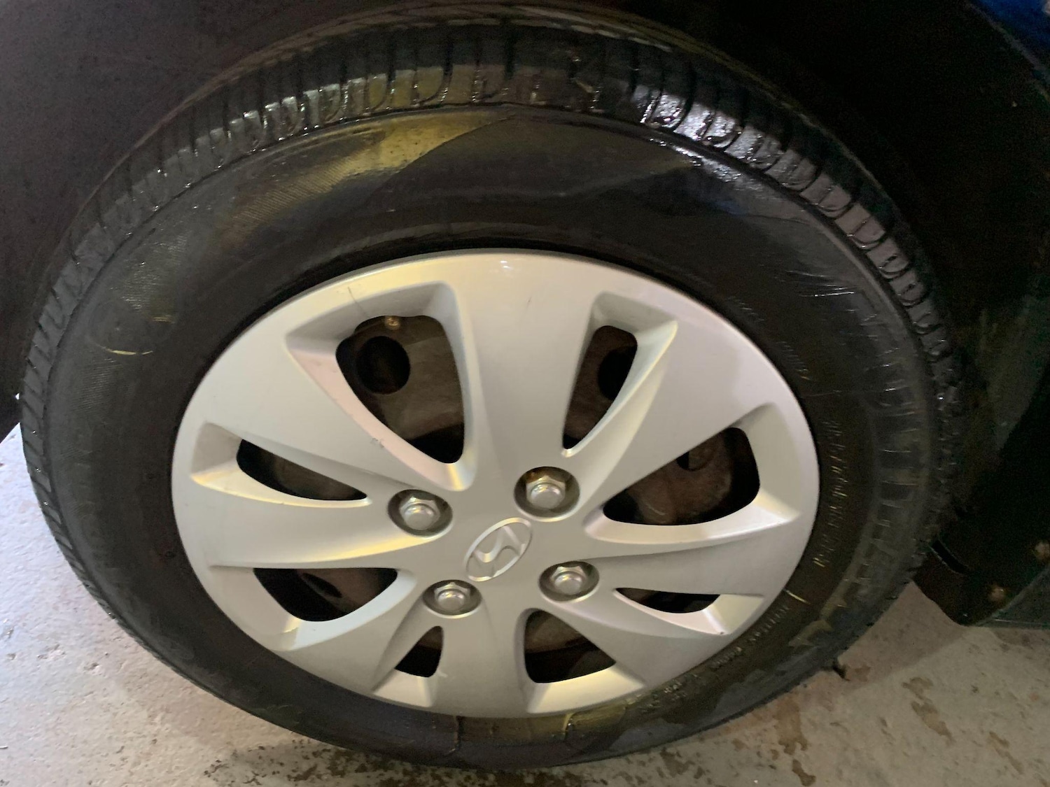 Used Hyundai i10 2011 for sale - 76433160: Photo 38