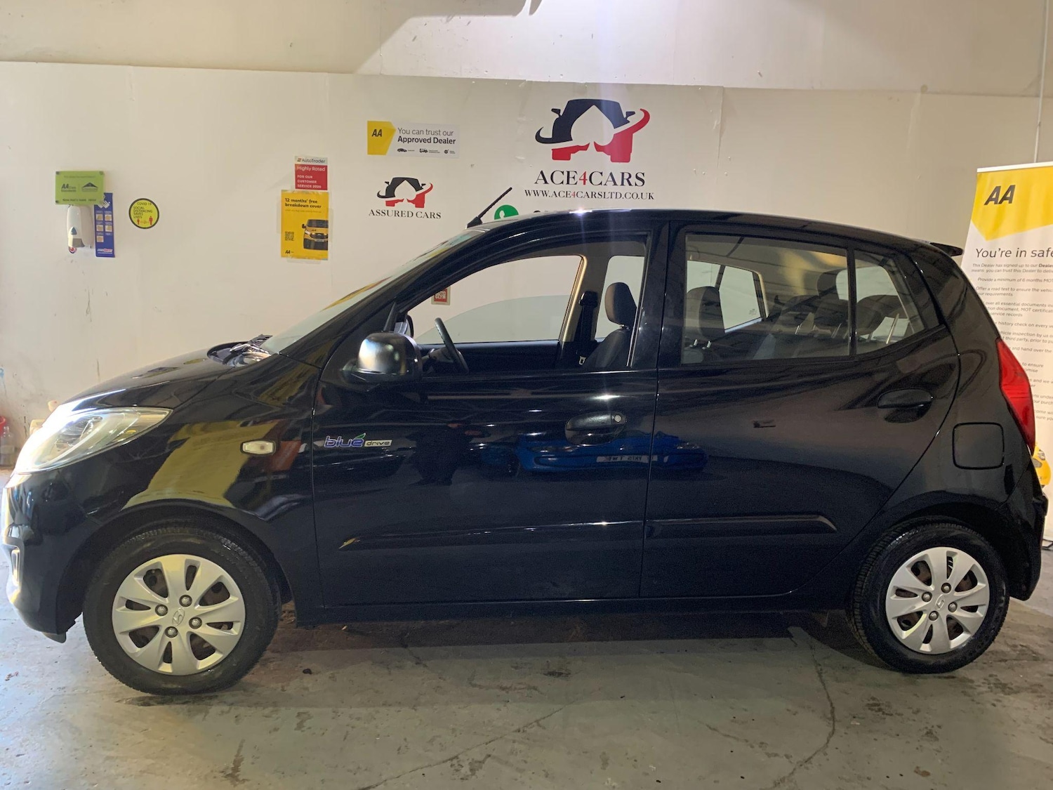 Used Hyundai i10 2011 for sale - 76433160: Photo 6