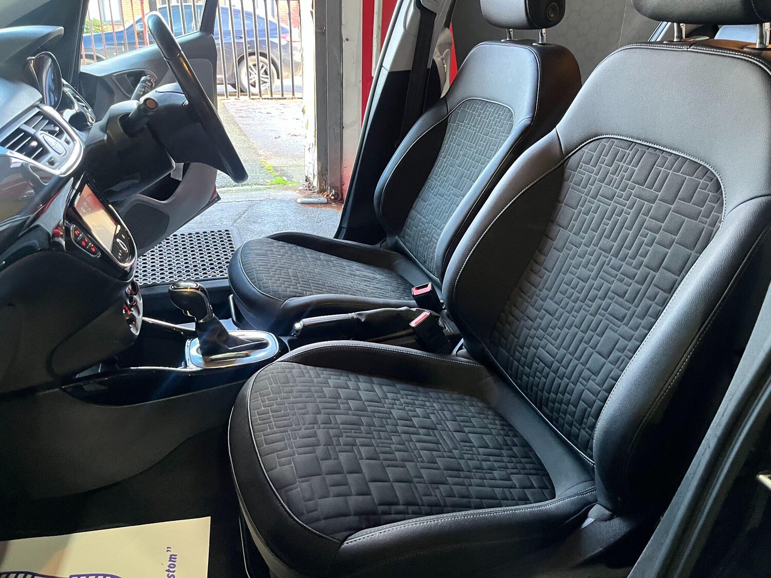 Used Vauxhall Corsa 2015 for sale - 77231665: Photo 31