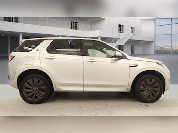 Used Land Rover Discovery Sport 2020 for sale - 77625472: Photo