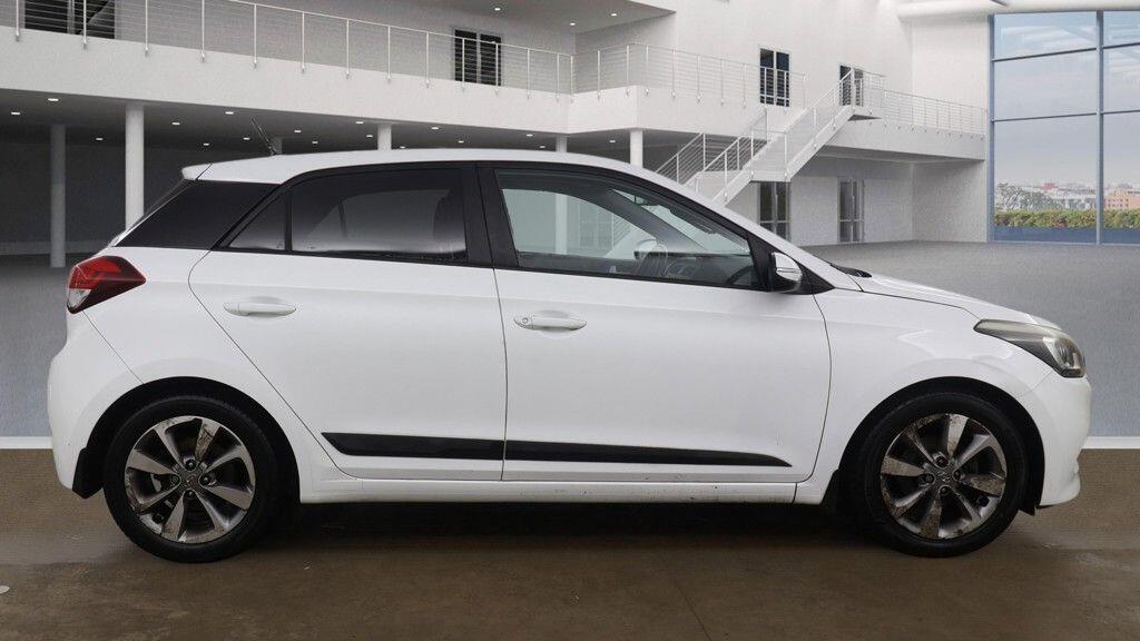 Used Hyundai i20 2015 for sale - 77314711: Photo 5