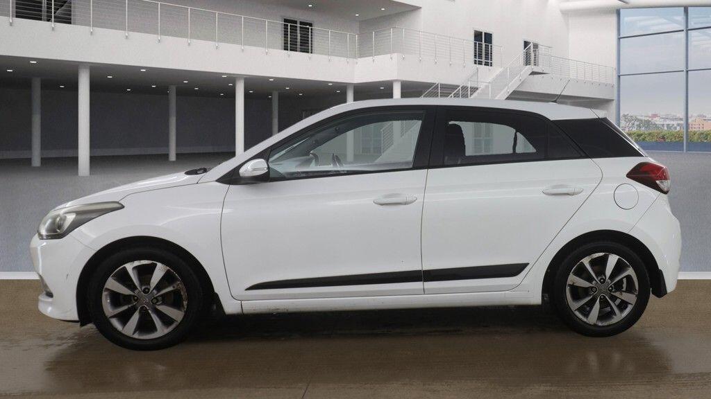 Used Hyundai i20 2015 for sale - 77314711: Photo 6