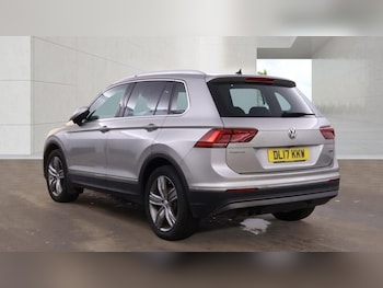 Used Volkswagen Tiguan 2017 for sale - 79132530: Photo