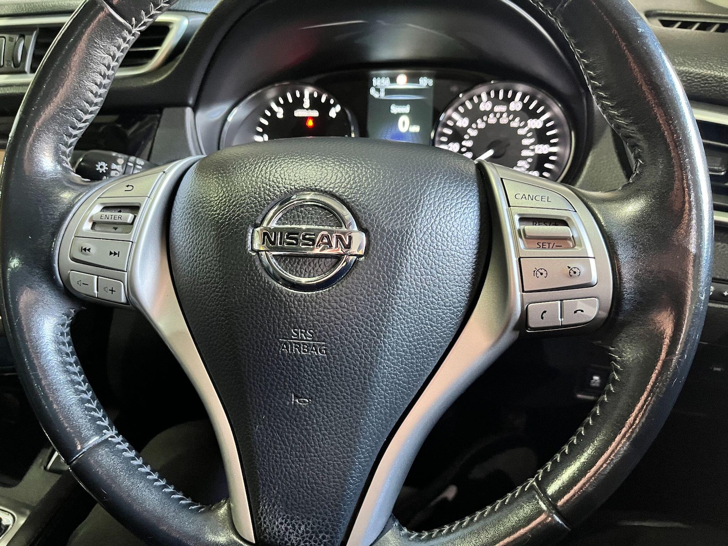 Used Nissan Qashqai 2016 for sale - 76371418: Photo 14