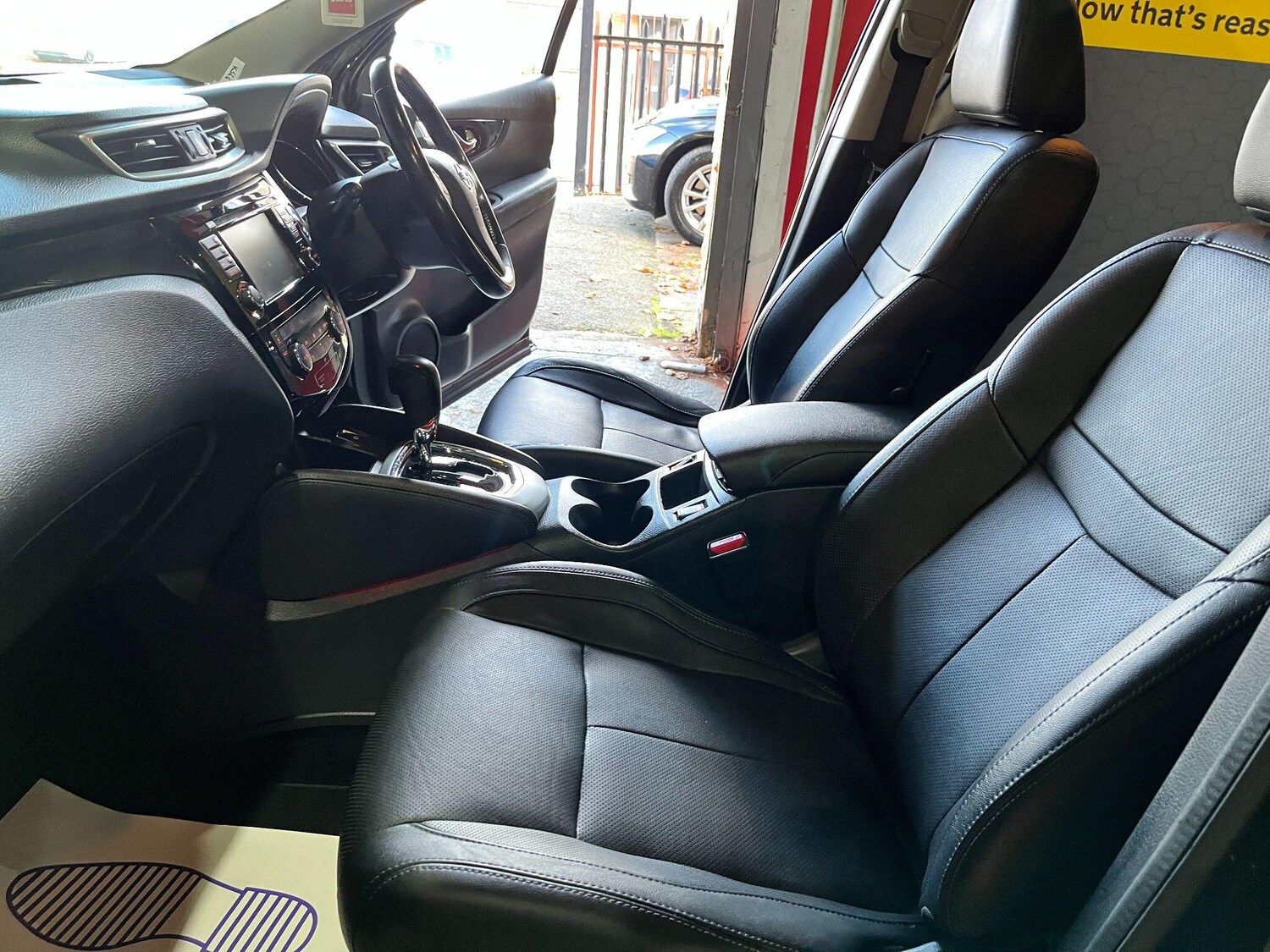 Used Nissan Qashqai 2016 for sale - 76371418: Photo 16