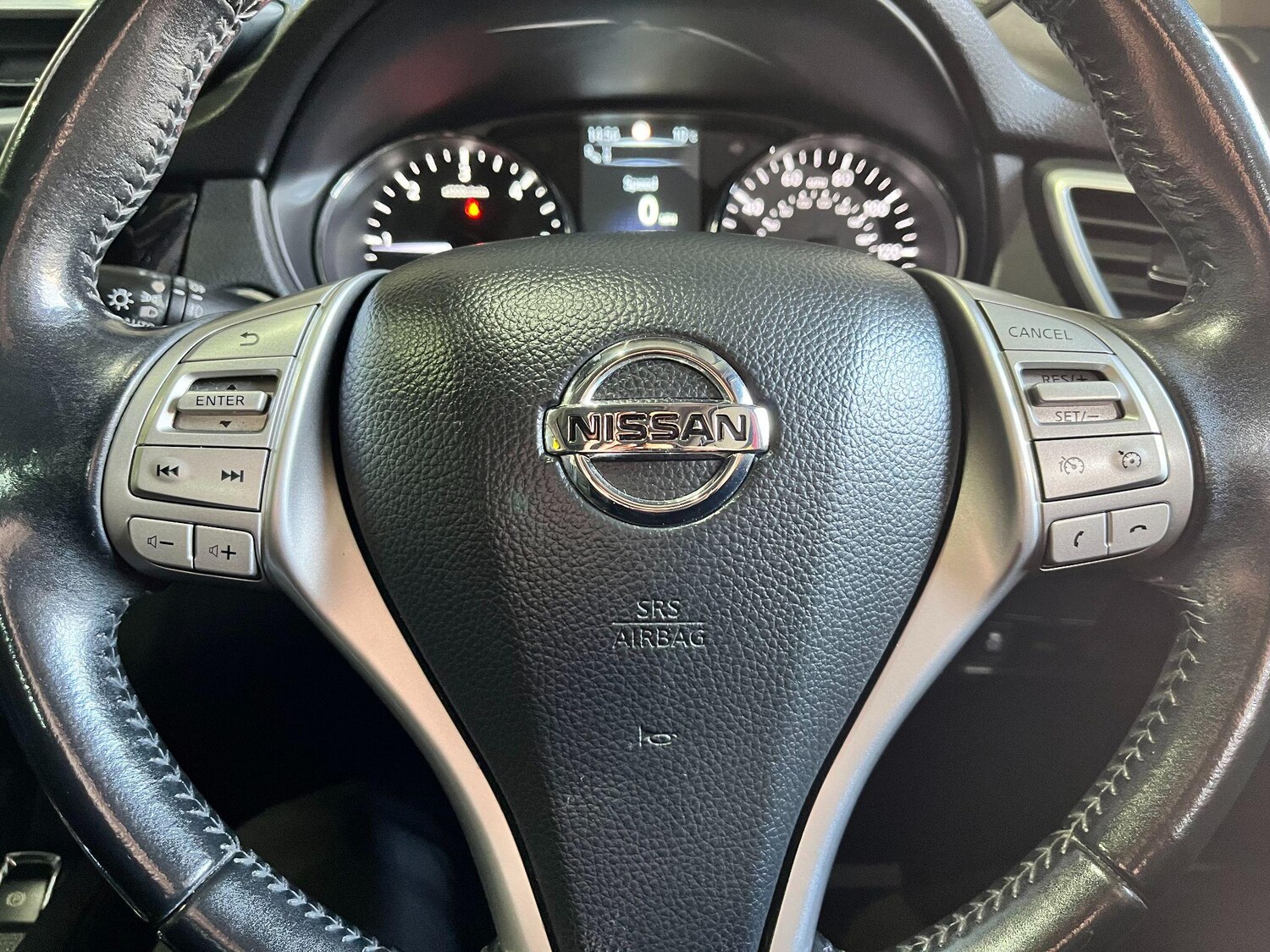 Used Nissan Qashqai 2016 for sale - 76371418: Photo 25