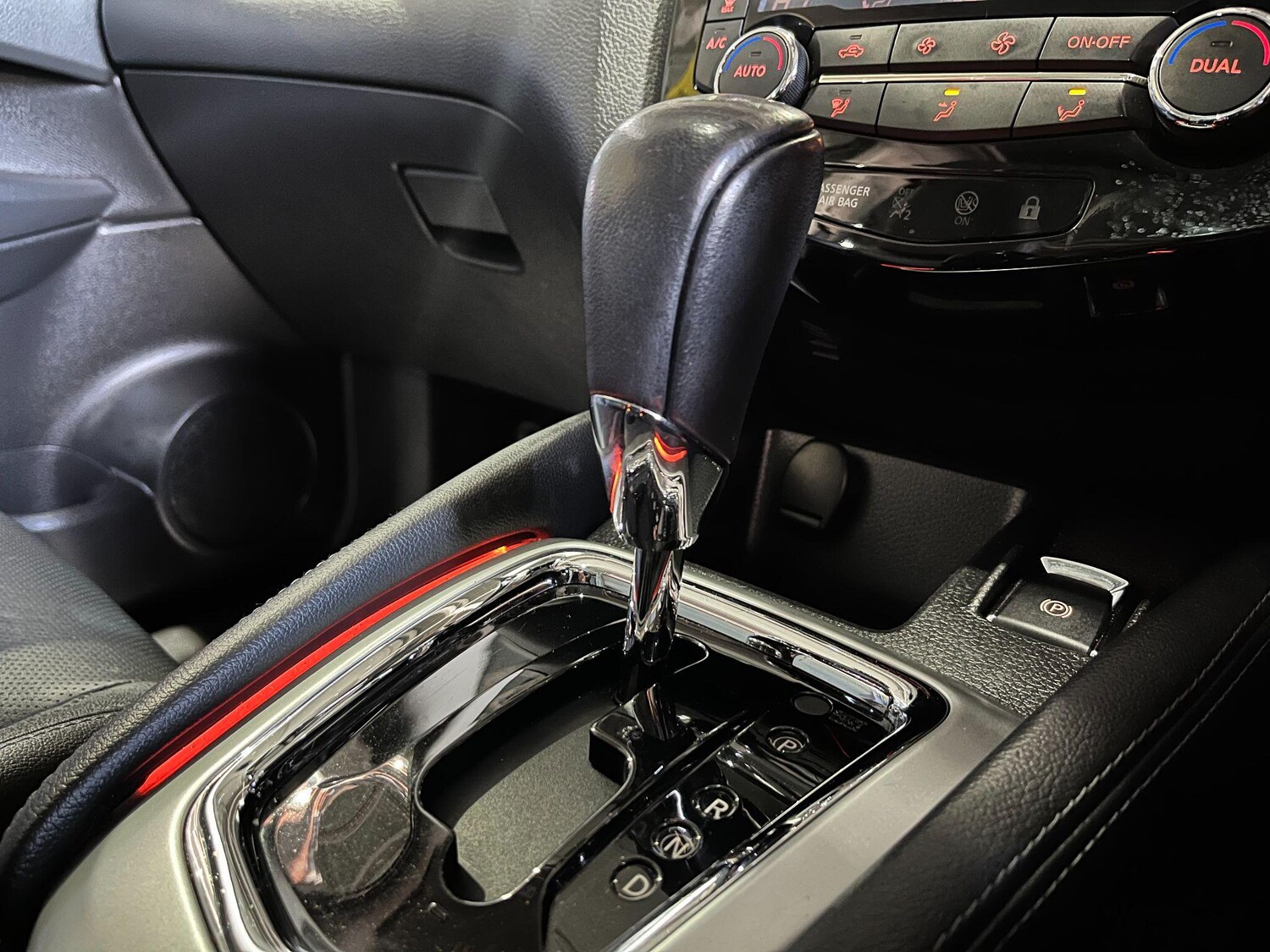 Used Nissan Qashqai 2016 for sale - 76371418: Photo 30