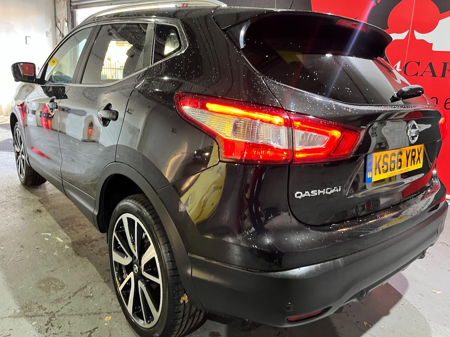 Used Nissan Qashqai 2016 for sale - 76371418: Photo 9