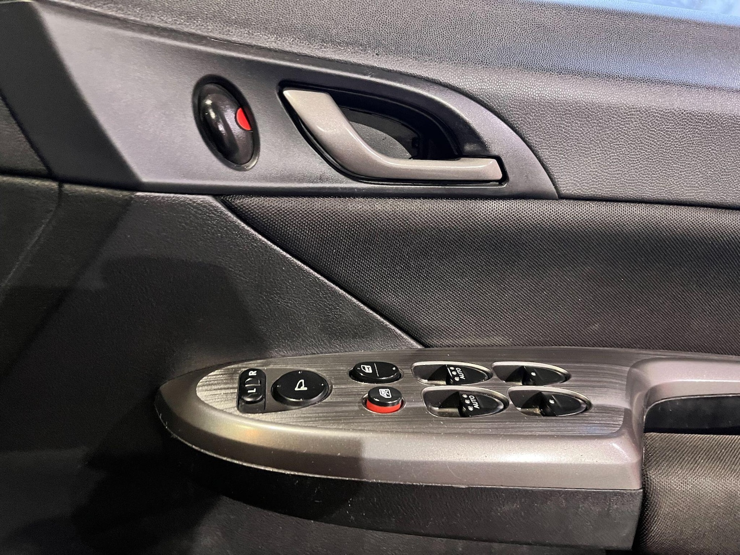 Used Honda Civic 2010 for sale - 77396463: Photo 16