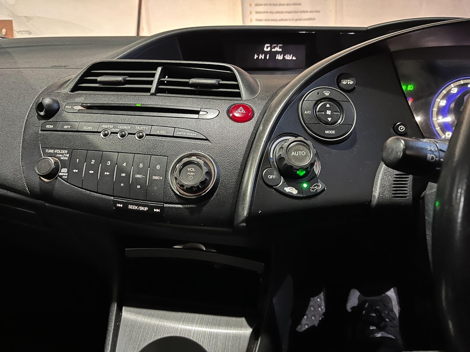 Used Honda Civic 2010 for sale - 77396463: Photo 18