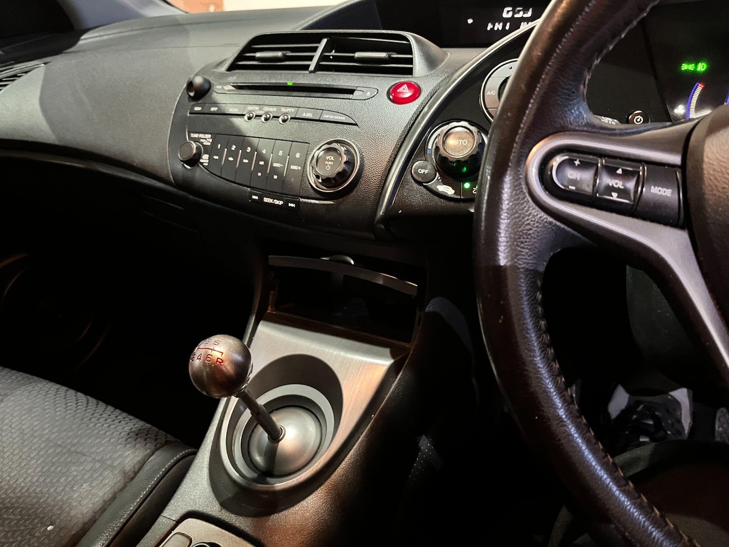 Used Honda Civic 2010 for sale - 77396463: Photo 19