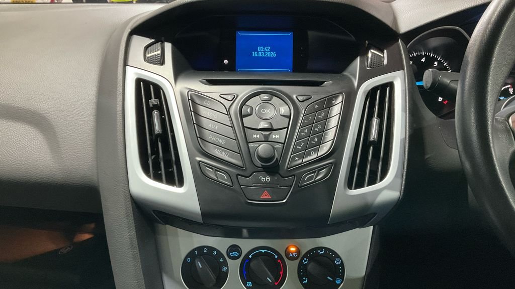 Used Ford Focus 2011 for sale - 77953177: Photo 11