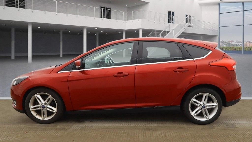 Used Ford Focus 2015 for sale - 74947850: Photo 6