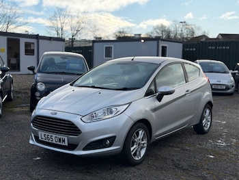 Used Ford Fiesta 2015 for sale - 77250169: Photo