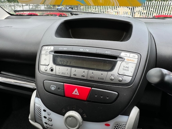 Used Toyota AYGO 2013 for sale - 74379549: Photo 14
