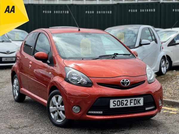 Used Toyota AYGO 2013 for sale - 74379549: Photo 1