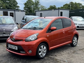 Used Toyota AYGO 2013 for sale - 74379549: Photo