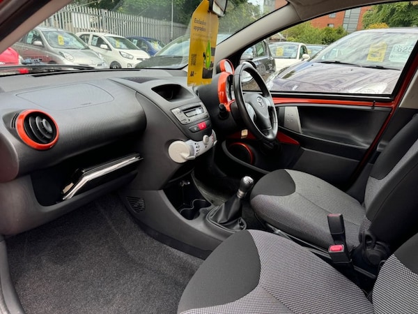 Used Toyota AYGO 2013 for sale - 74379549: Photo 9