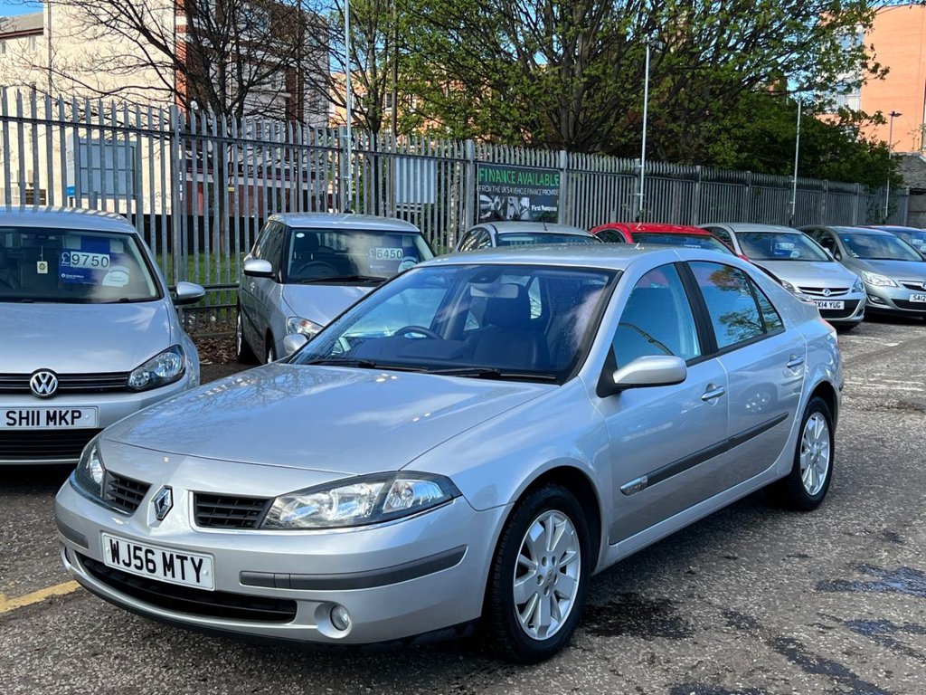 Used Renault Laguna 2006 for sale - 76454270: Photo 2
