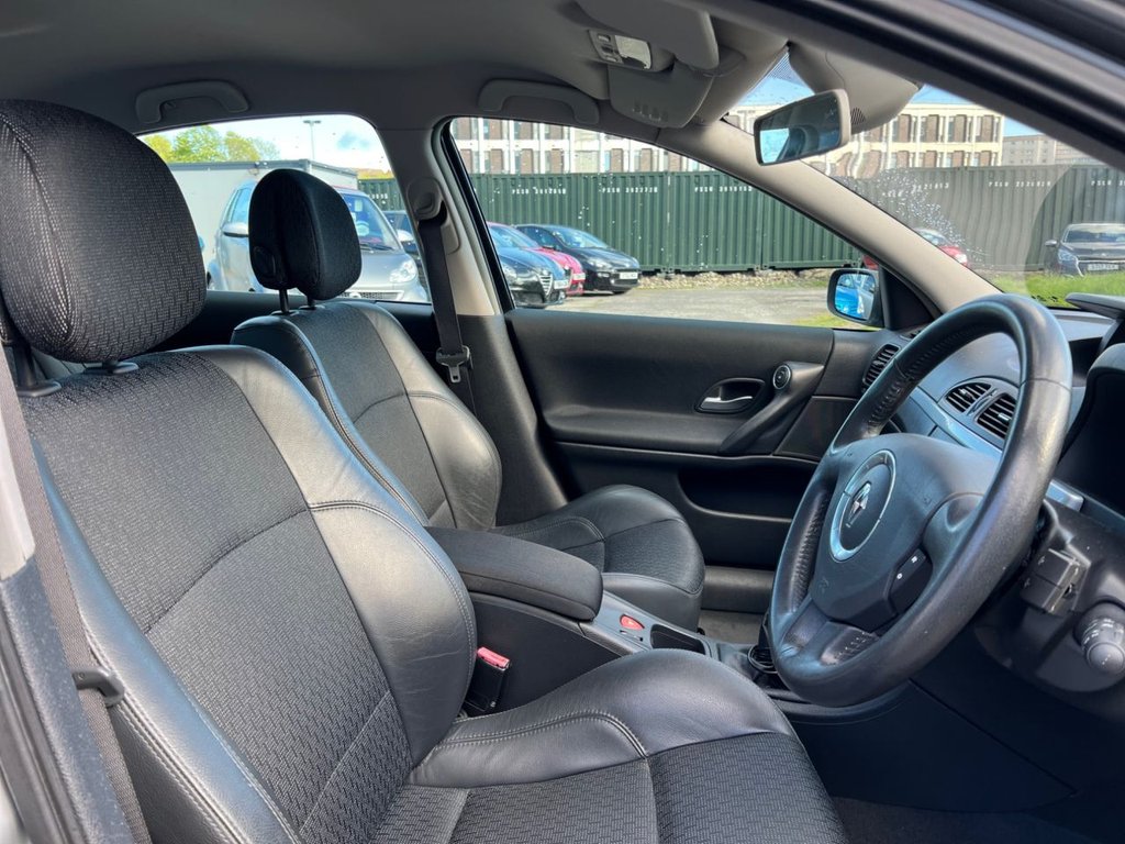 Used Renault Laguna 2006 for sale - 76454270: Photo 6