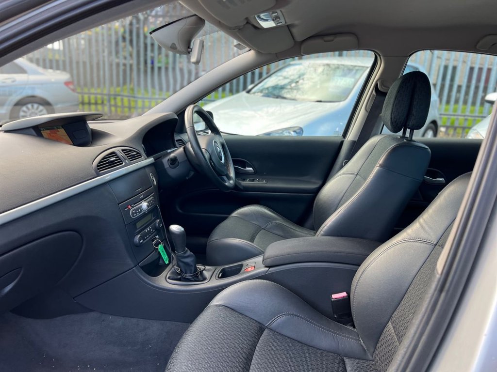 Used Renault Laguna 2006 for sale - 76454270: Photo 8