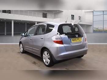 Used Honda Jazz 2010 for sale - 77953190: Photo