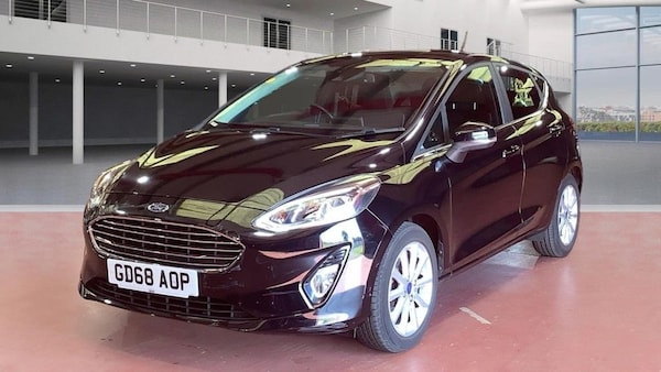 Used Ford Fiesta 2019 for sale - 74696450: Photo 2