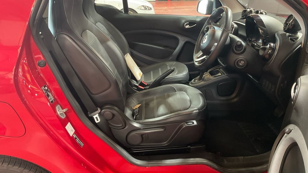 Used smart fortwo 2015 for sale - 78069305: Photo 8