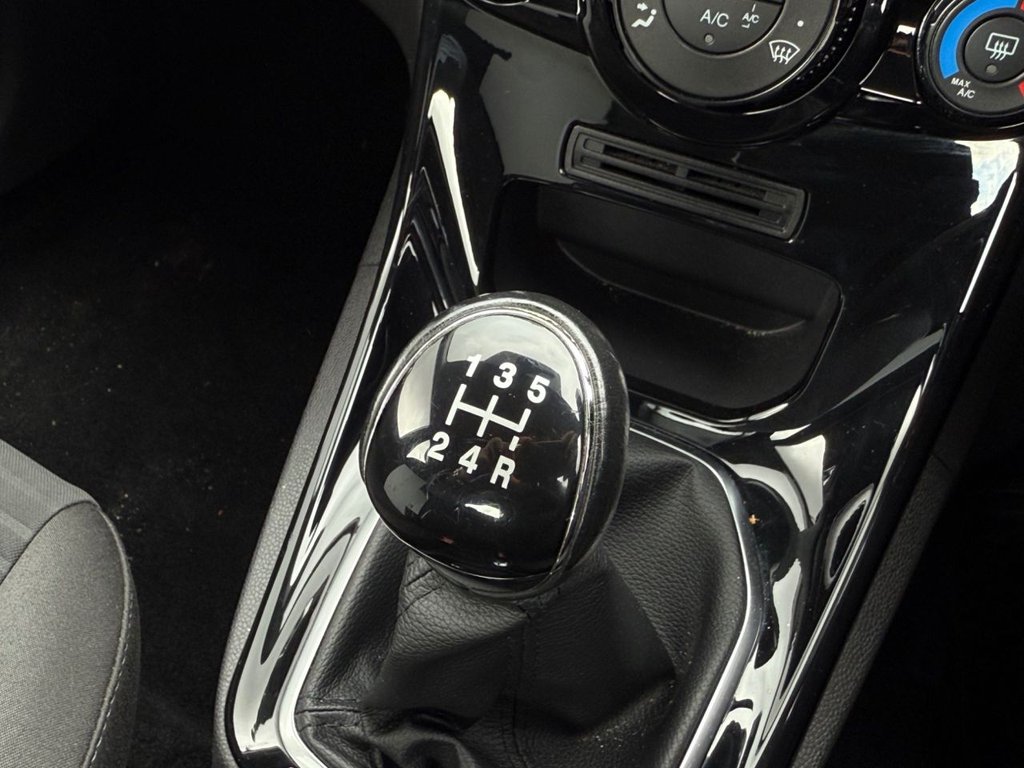 Used Ford Fiesta 2015 for sale - 74379854: Photo 14