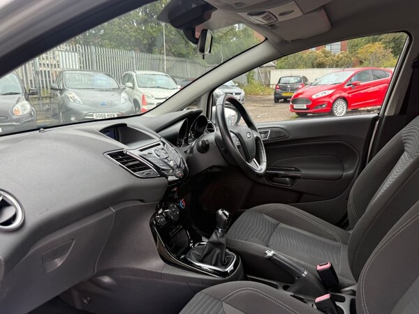 Used Ford Fiesta 2015 for sale - 74379854: Photo 9