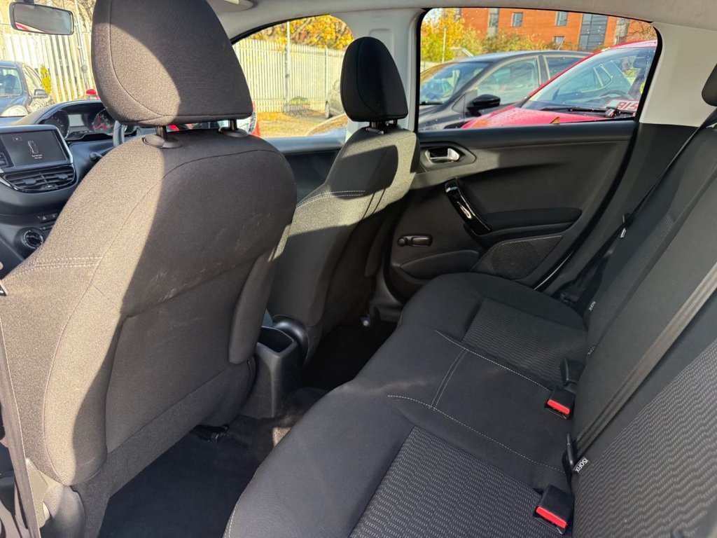 Used Peugeot 208 2015 for sale - 76417742: Photo 9