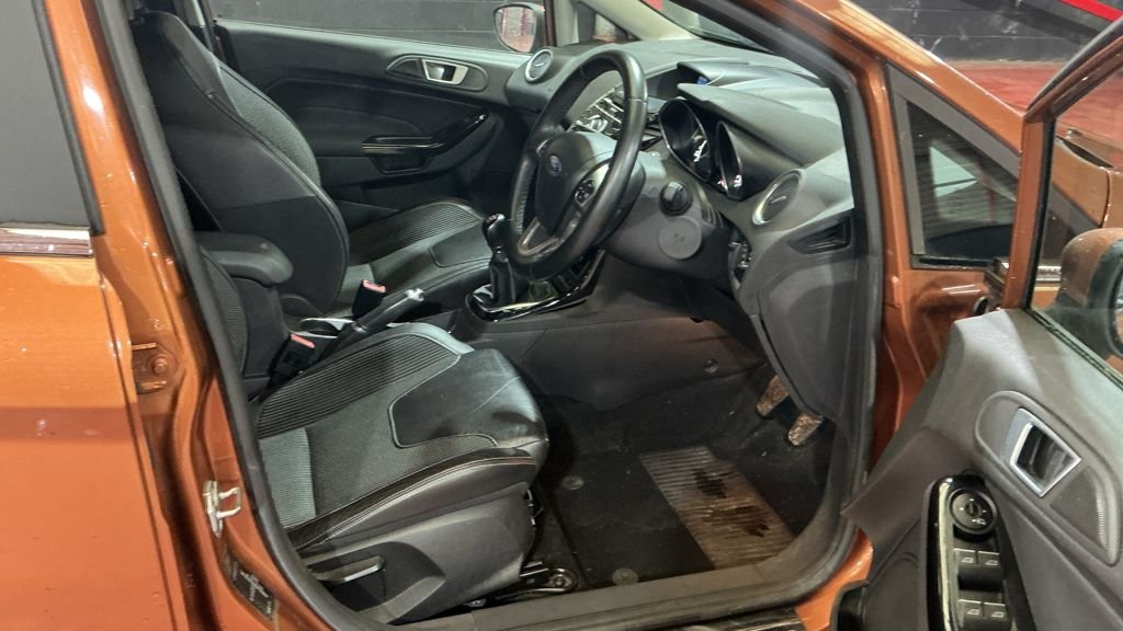 Used Ford Fiesta 2015 for sale - 77967322: Photo 8