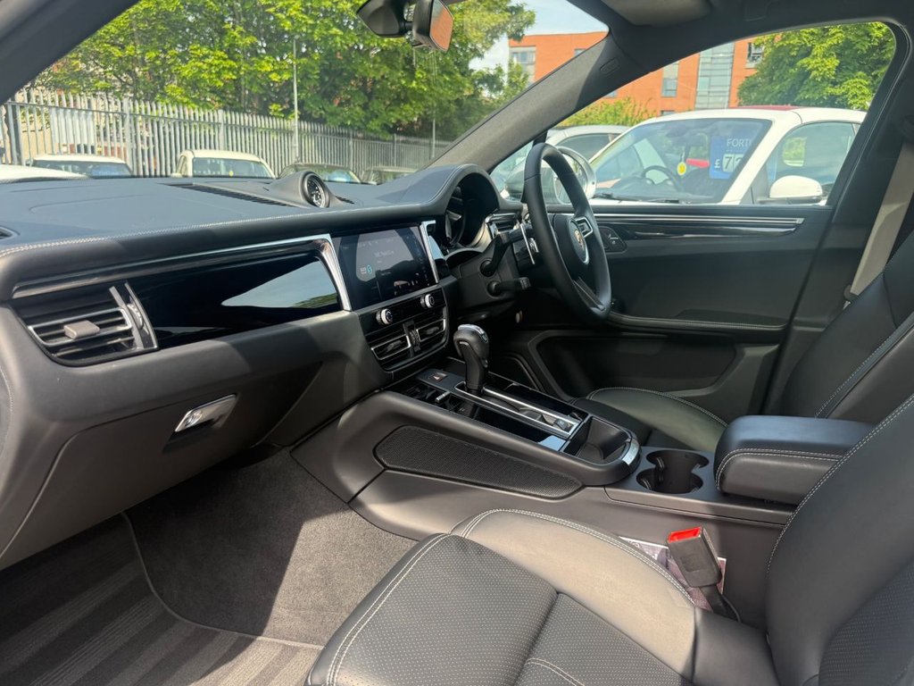 Used Porsche Macan 2024 for sale - 77547025: Photo 23