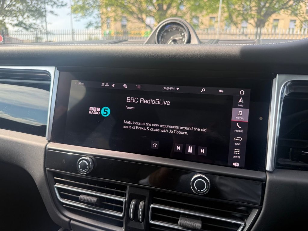 Used Porsche Macan 2024 for sale - 77547025: Photo 26