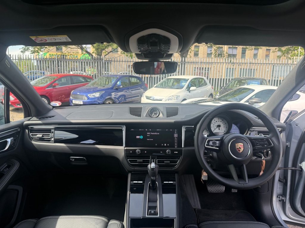 Used Porsche Macan 2024 for sale - 77547025: Photo 6