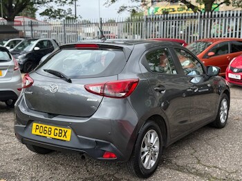 Used Mazda Mazda2 2019 for sale - 75961526: Photo