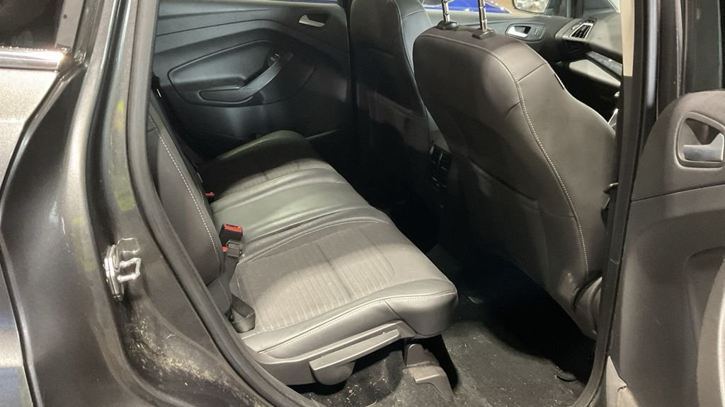 Used Ford Kuga 2017 for sale - 77967325: Photo 9