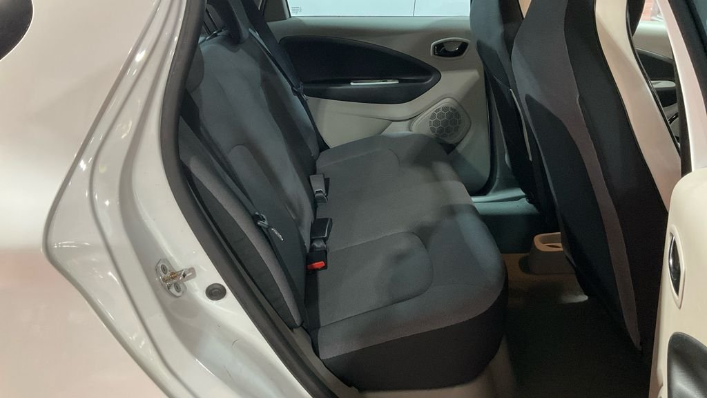 Used Renault Zoe 2015 for sale - 78056449: Photo 9