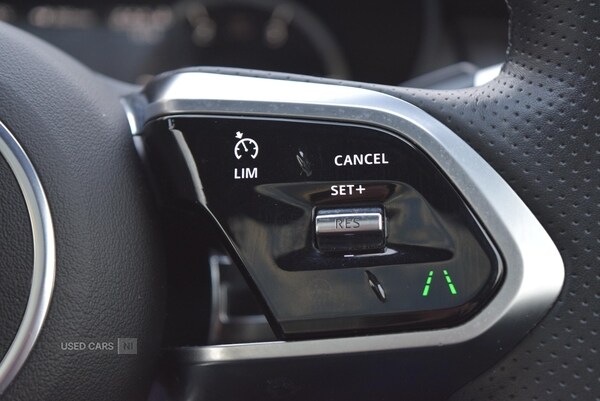 Used Jaguar E-Pace 2022 for sale - 76672052: Photo 16