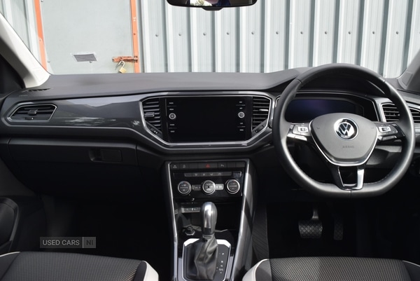 Used Volkswagen T-Roc 2021 for sale - 76409766: Photo 11