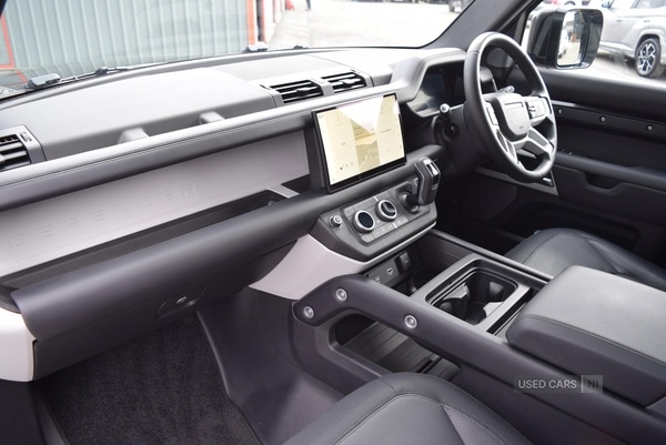 Used Land Rover Defender 2023 for sale - 77840197: Photo 12