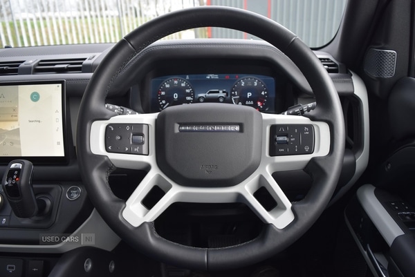 Used Land Rover Defender 2023 for sale - 77840197: Photo 14